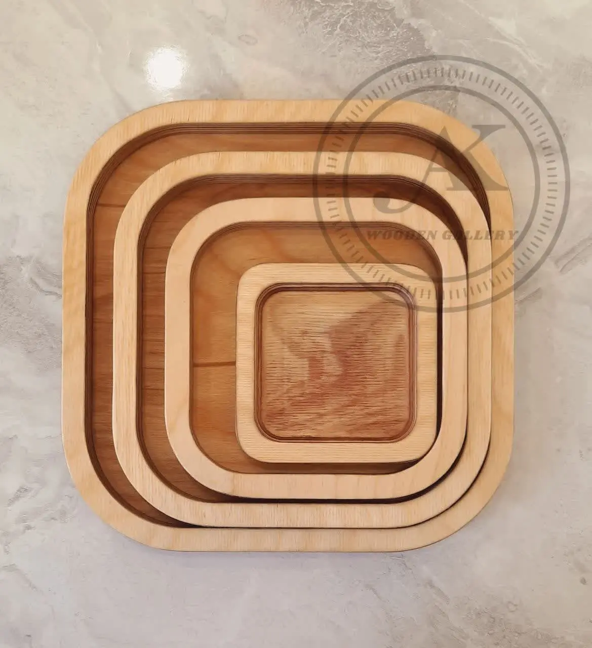 ست پذیرایی ۴ سایز مربع
