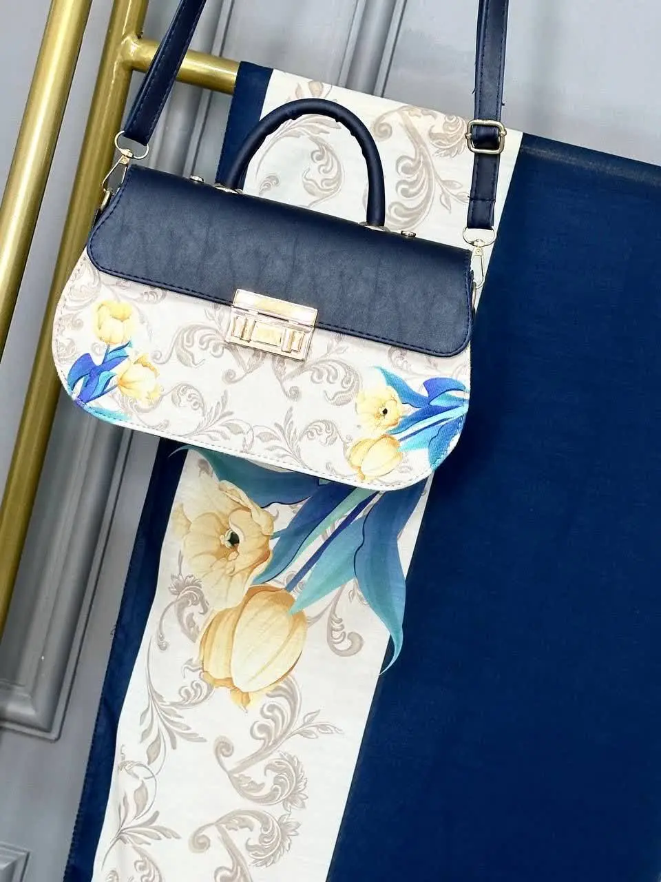 مدل لاله‌ی جذاب 💐
