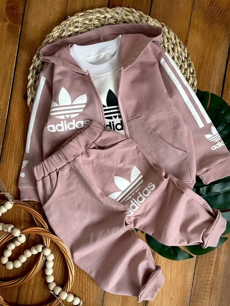 از اوناست که خیلی دوست دارین😍🥰
