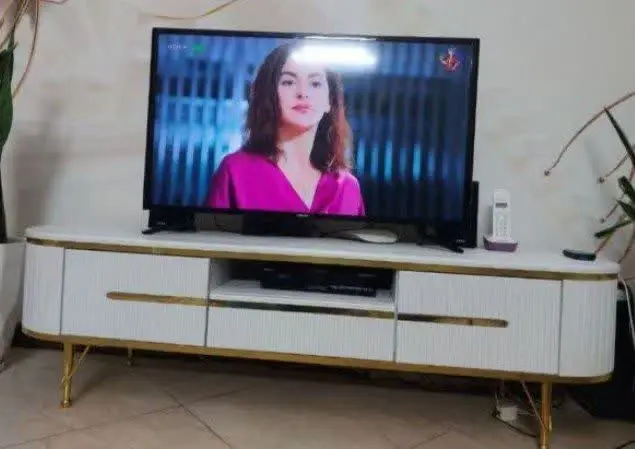 میز تلویزیون سه کشو مگنتی زیبا