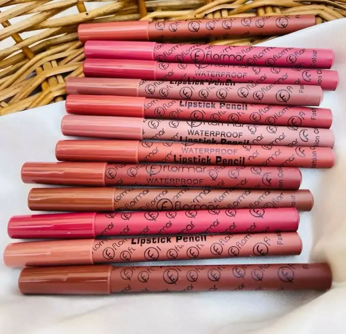 مداد لب برند فلورما
