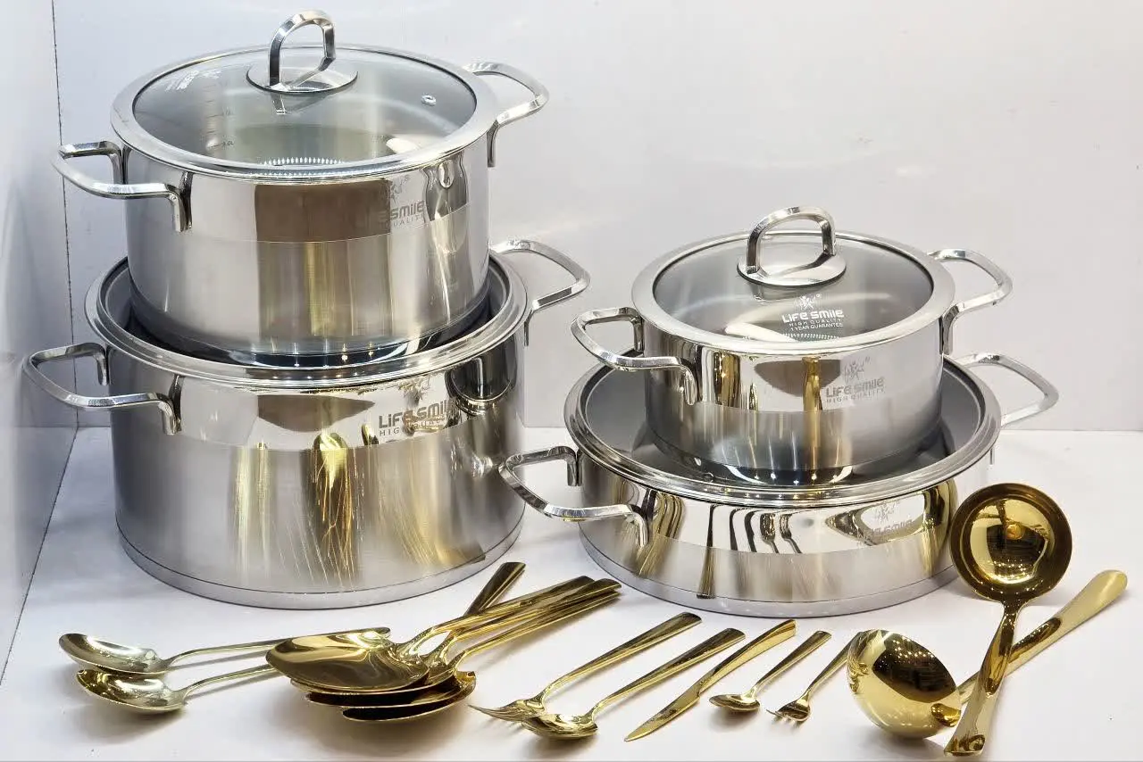 سرویس قابلمه ۸پارچه تمام🍓 ا...