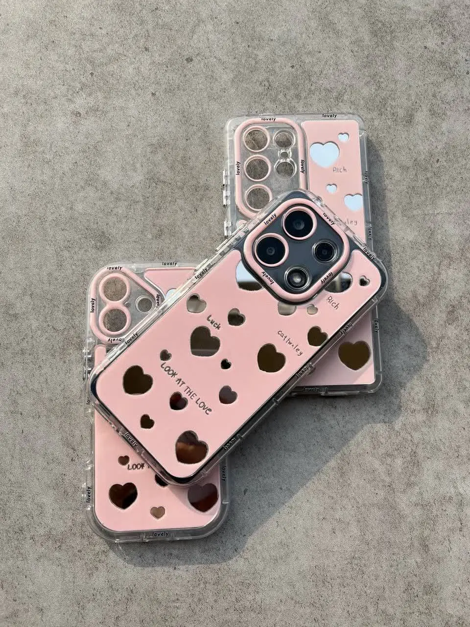 📱مدل قاب: قاب قلب صورتی آینه‌ای مخصوص انواع #سامسونگ #شیائومی و #آیفون 
