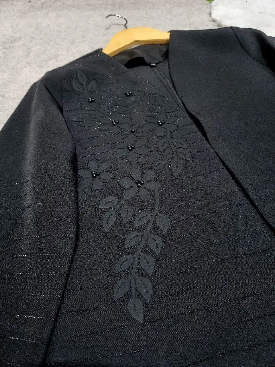 👚 نام: مانتو ستیا