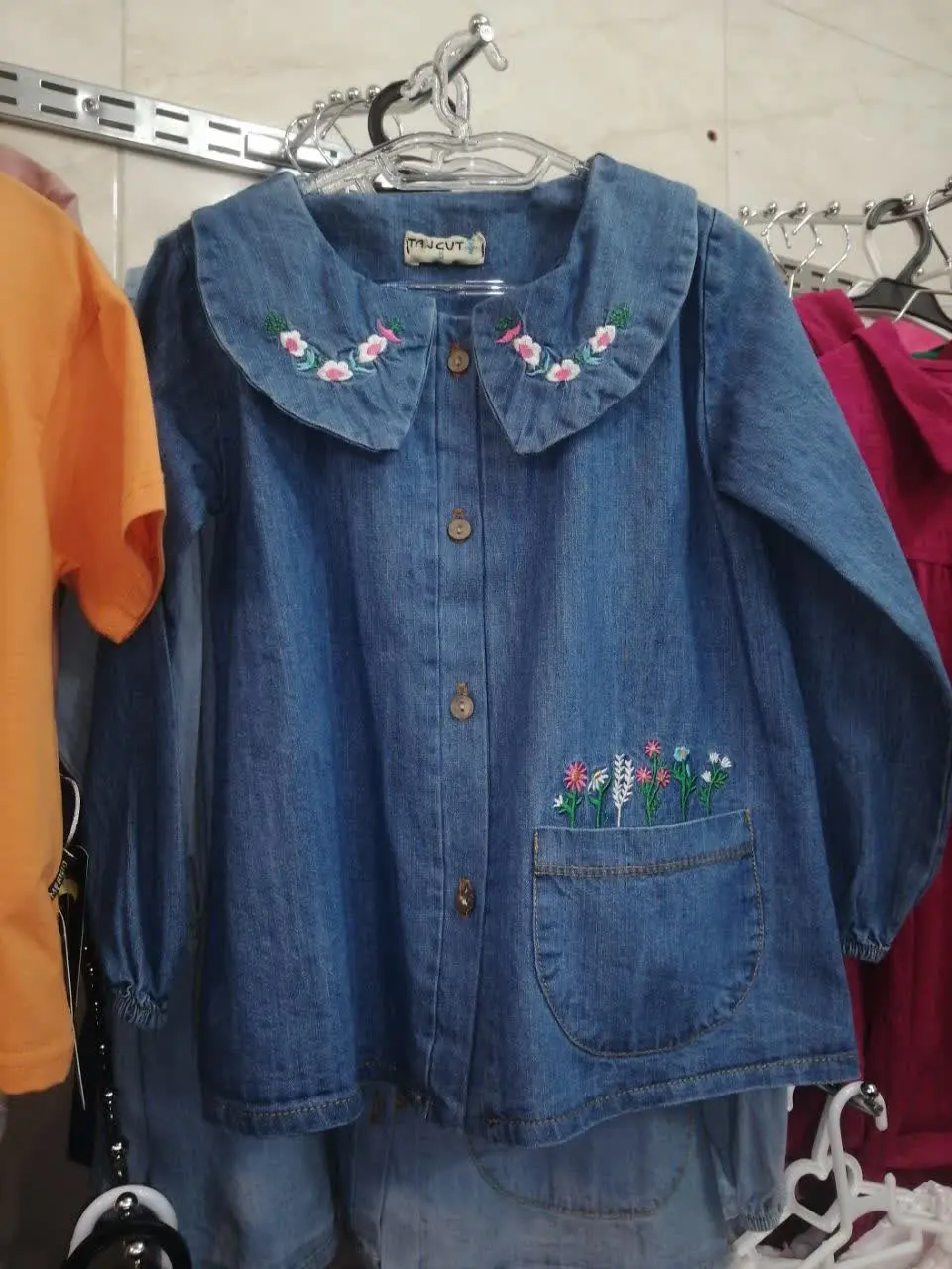 سایز ۵ سال هر سه رنگ
