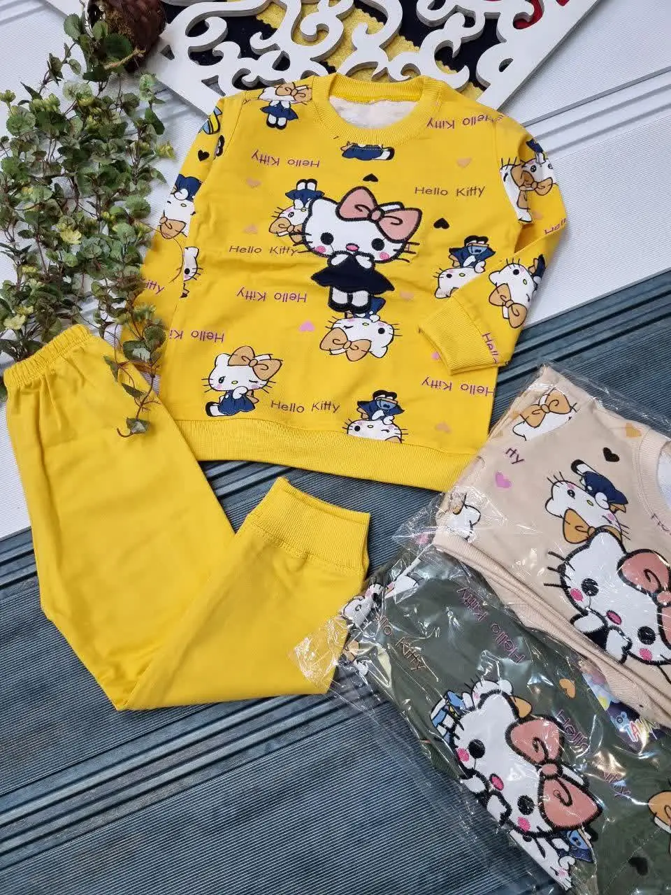 🇮🇷🧥🧶👗👚👔🎽👕👖💎
