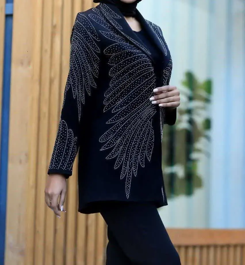 👚 نام: کت طاووس
