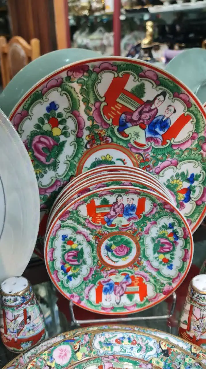 ۷پارچه‌کیک خوری مرغی👌
