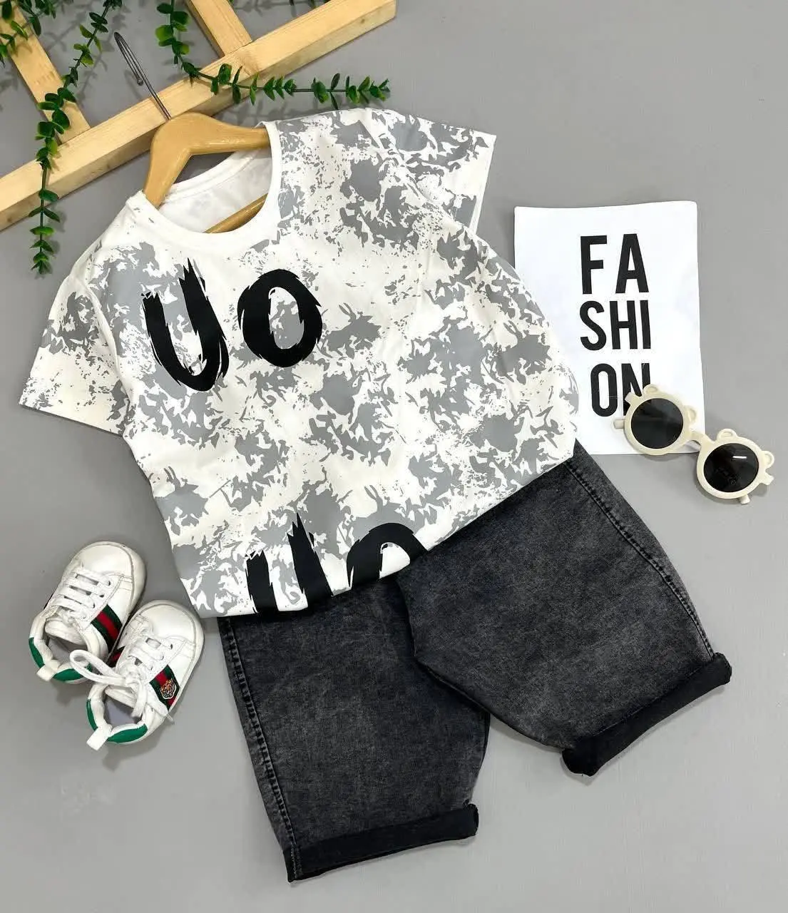 🔮تیشرت شلوارک اسپرت طرح UO🔮
