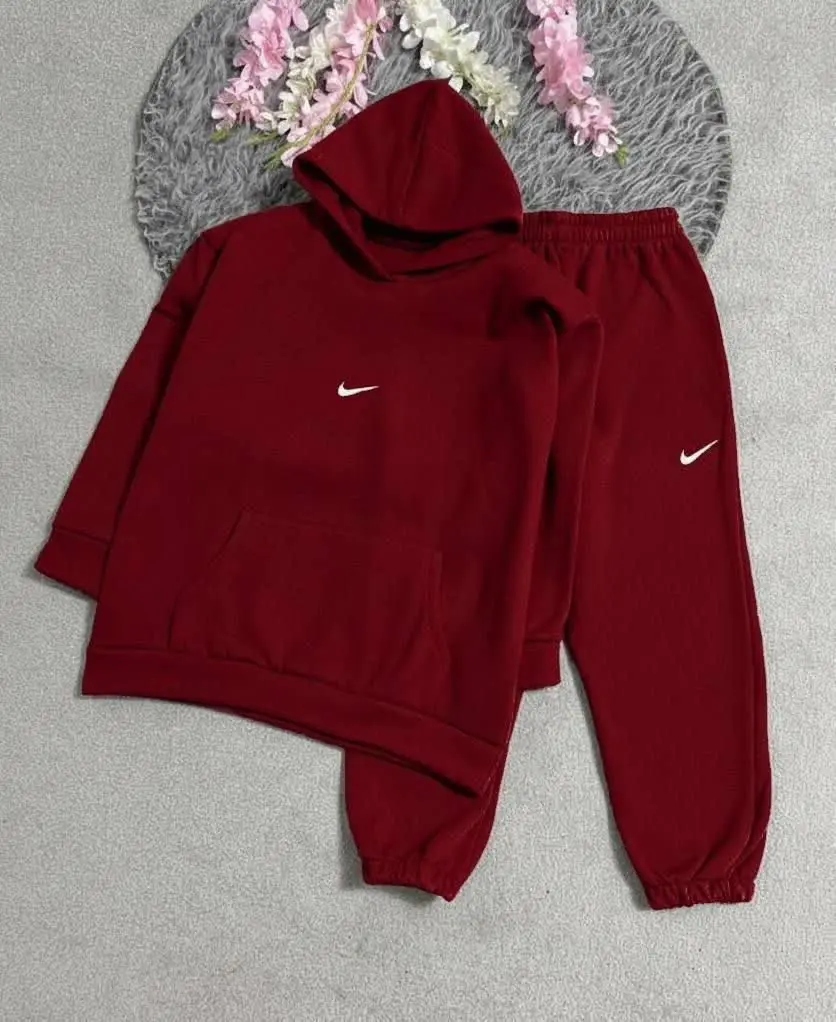 💎 نام: هودی جاگر نایک