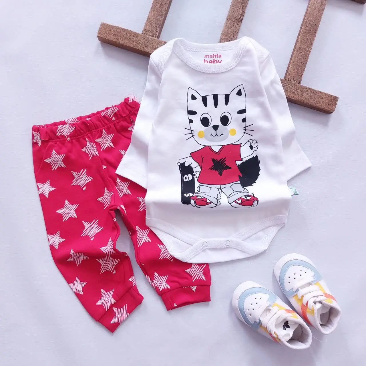 بادی شلوار گربه و ستاره 😍
