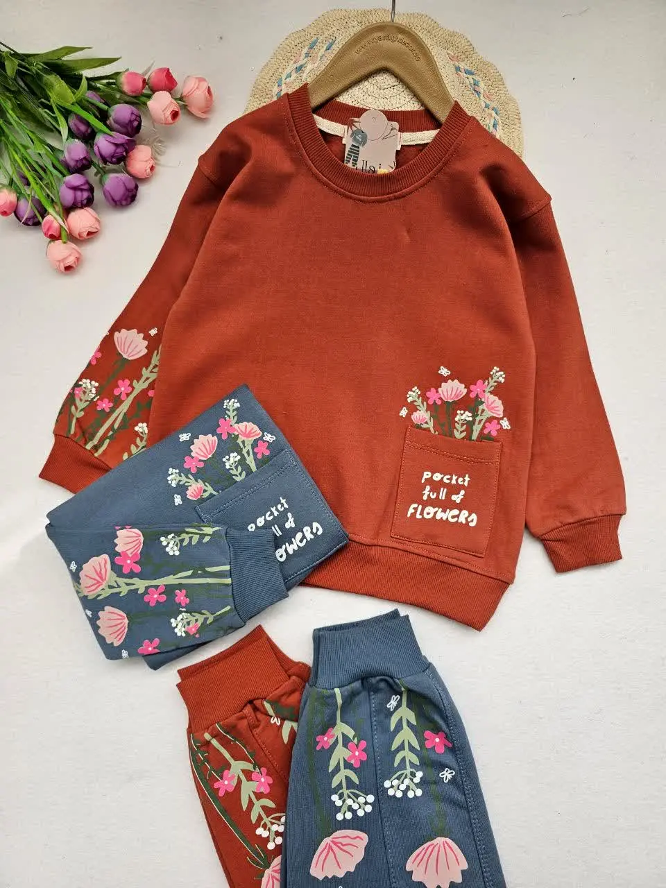 بلوز شلوار استین گلی
