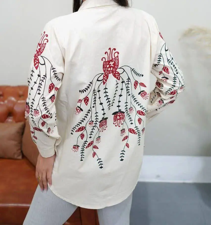 🖋نام: مانتو گیسو 😍
