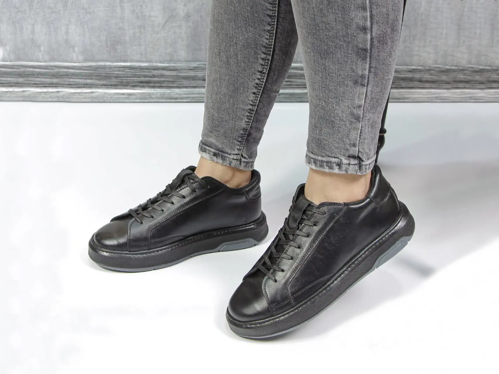 ونس مردانه مدل نگهدار
