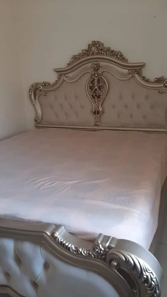 تخت دونفره سایز ۱۸۰ سالم ❌️
