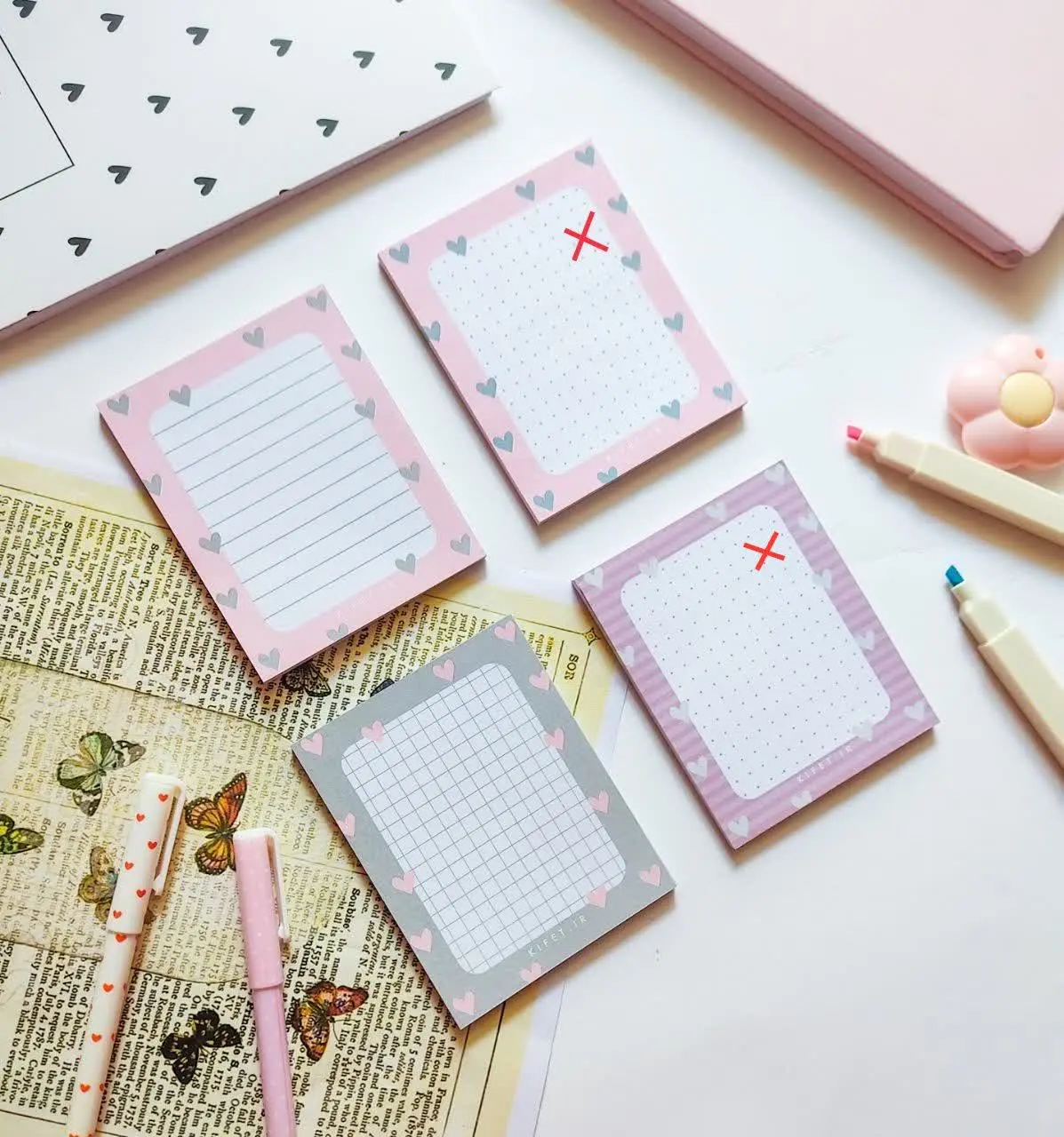 کاغذ یادداشت ها چسبی نیستن ☺️