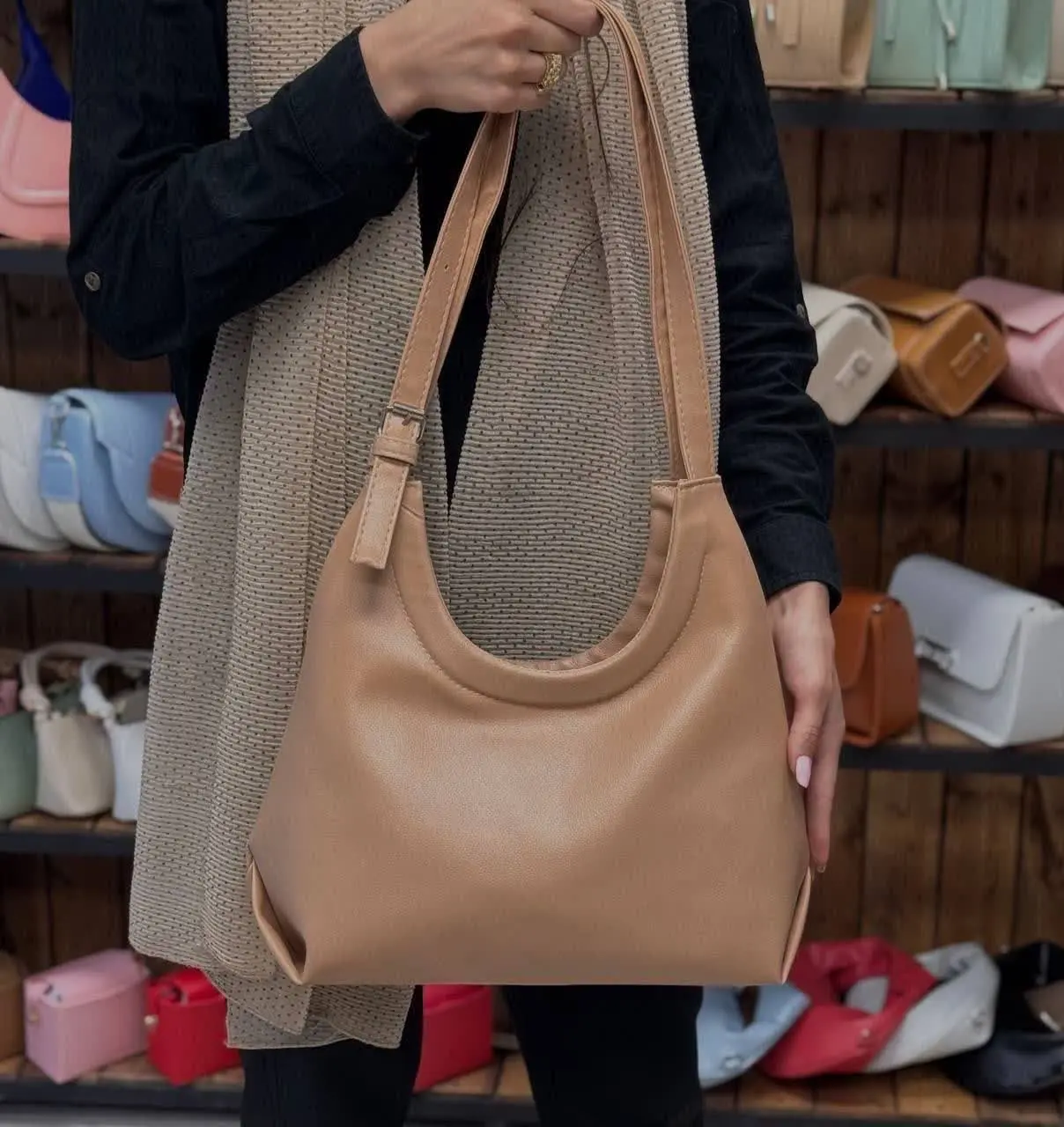 کیف دوشی ترند و جادار 😎