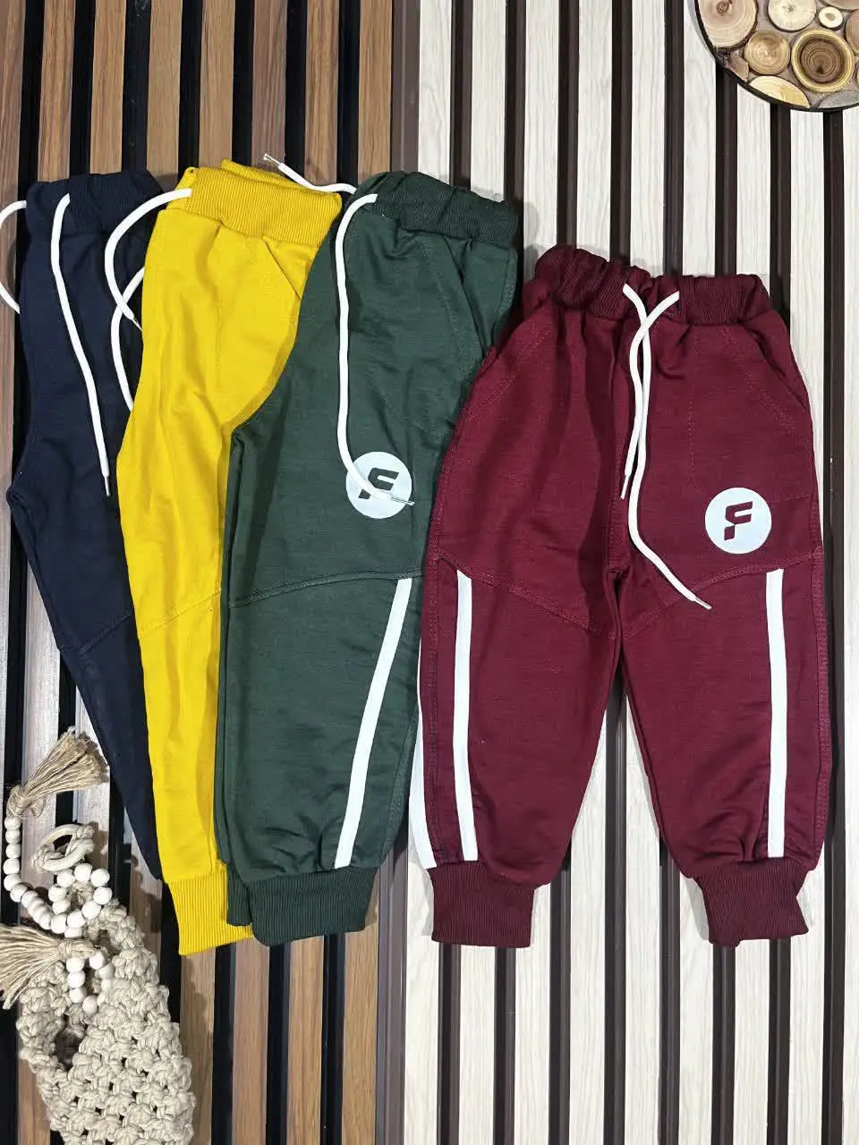 لباس بچه گانه شلوار دو نوار...