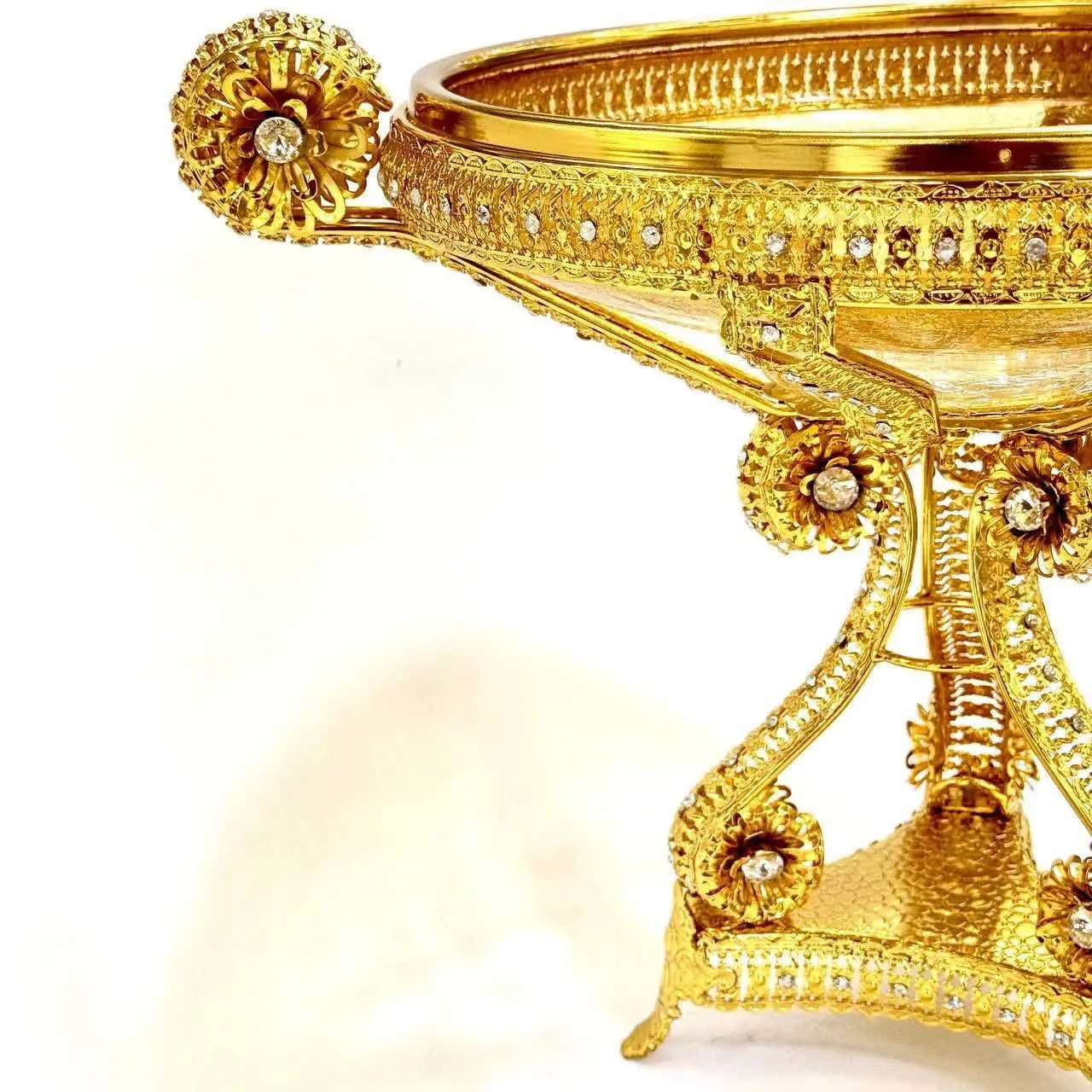 شیرینیخوری شیشه ترک پایه مثلثی