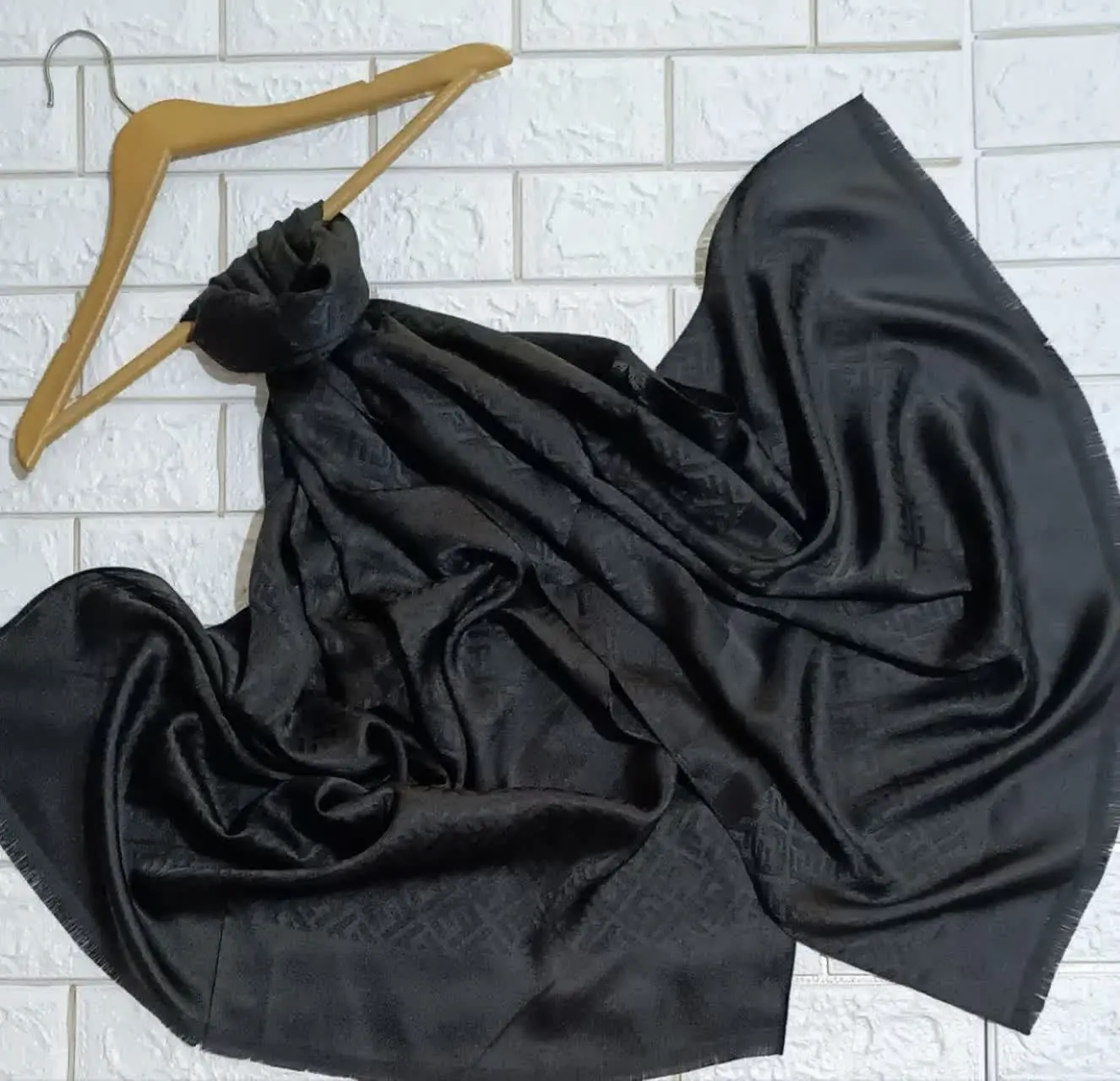 🐝شال ژاکارد مشکی