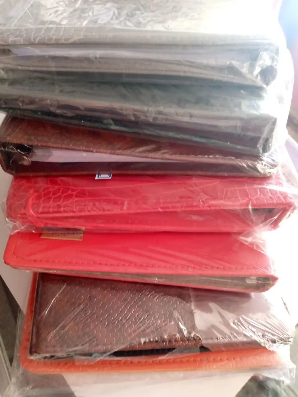 کلاسور چرم👌
