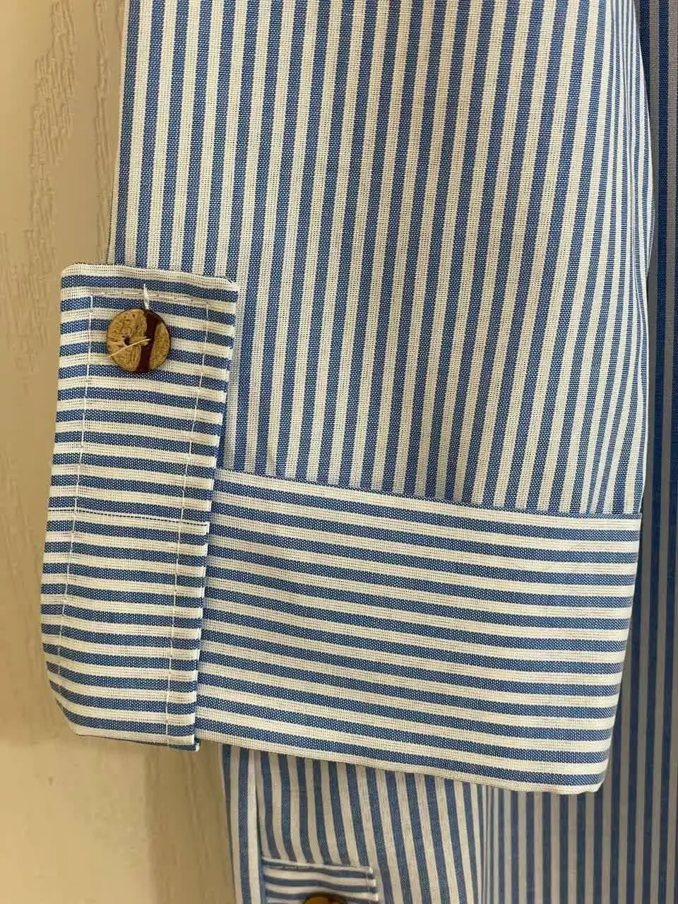 👚 نام: شومیزبغل دکمه
