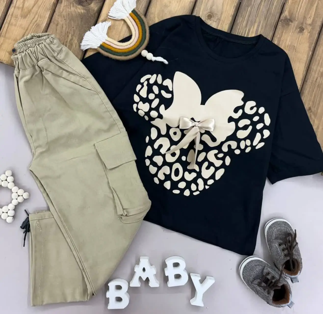 کراپ شلوار پاپیونی فقط یک عدد سایز ۵۵ موجوده
