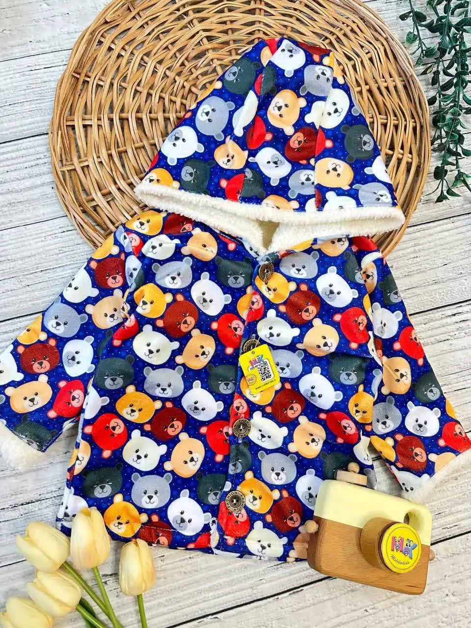 کاپشن طرح تدی زمینه سورمه‌ای مخمل خزدار نوزادی و کودک کد ۱۱۰۱۰۳۷ 
