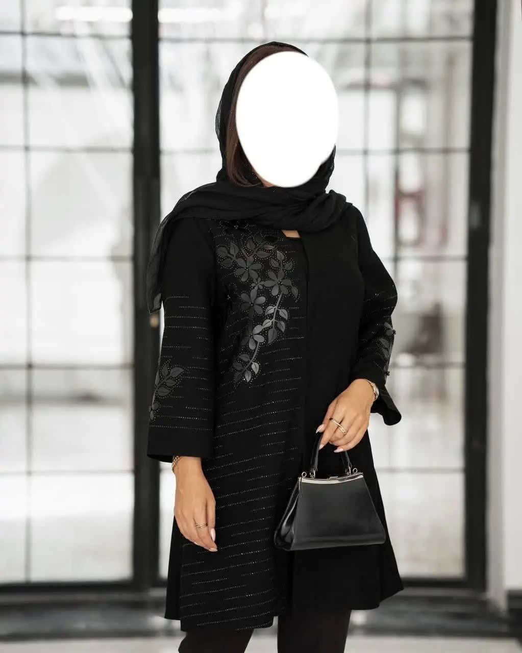 💎 نام: مانتو ستیا