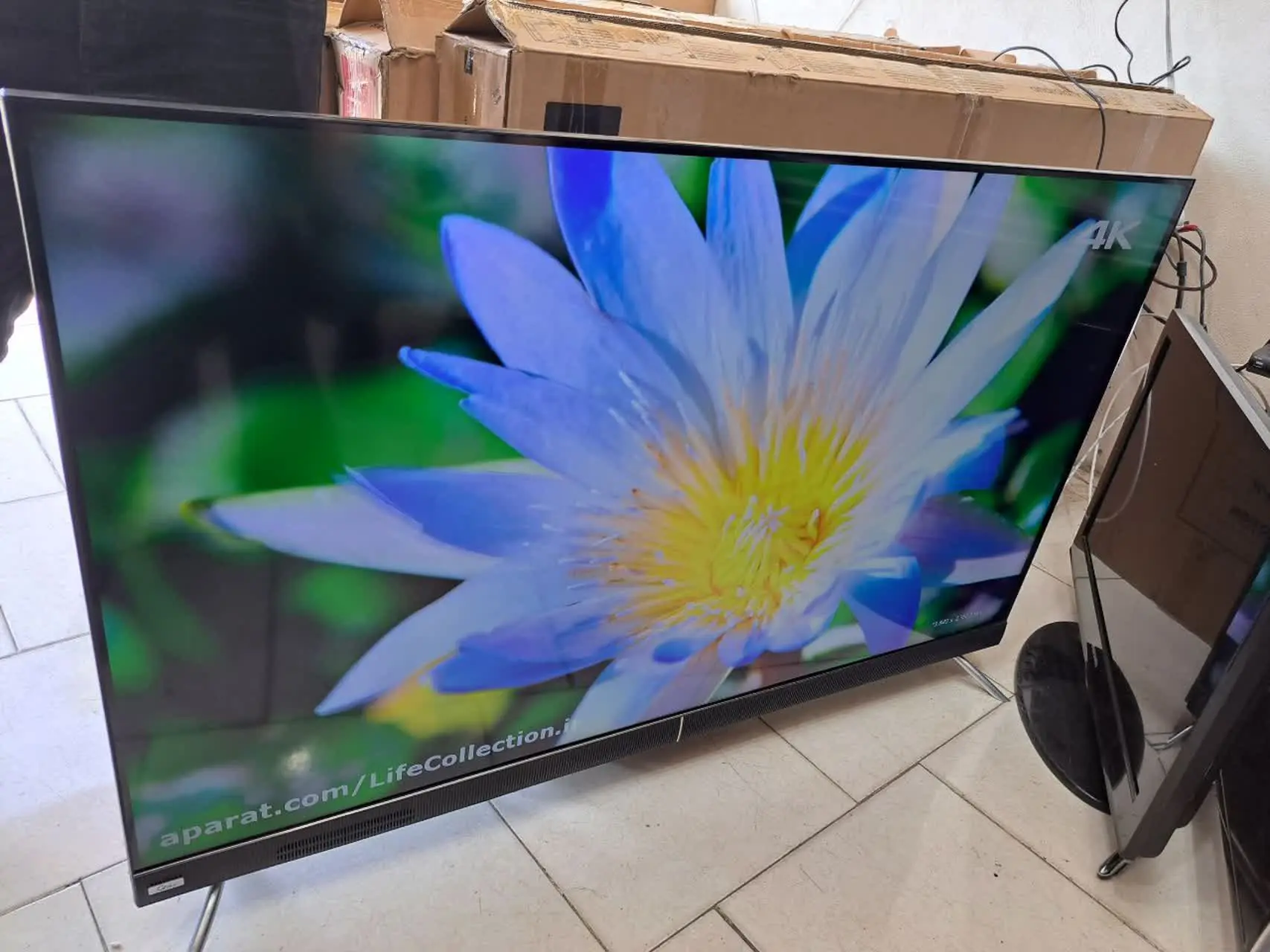 دارای حافظه داخلی و قابلیت نصب برنامه 
