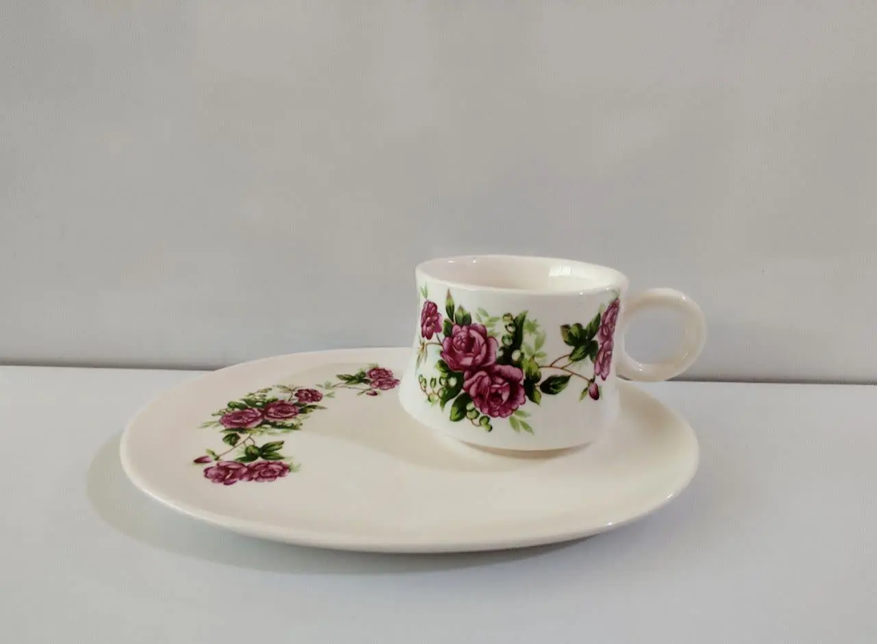 قیمت ست با قاشق چایخوری: ۱۷۰ 👌