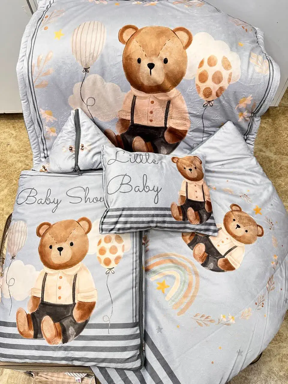 سرویس خواب چهار تکه طرح تدی طوسی نوزادی و کودک کد ۲۱۰۳۷ 
