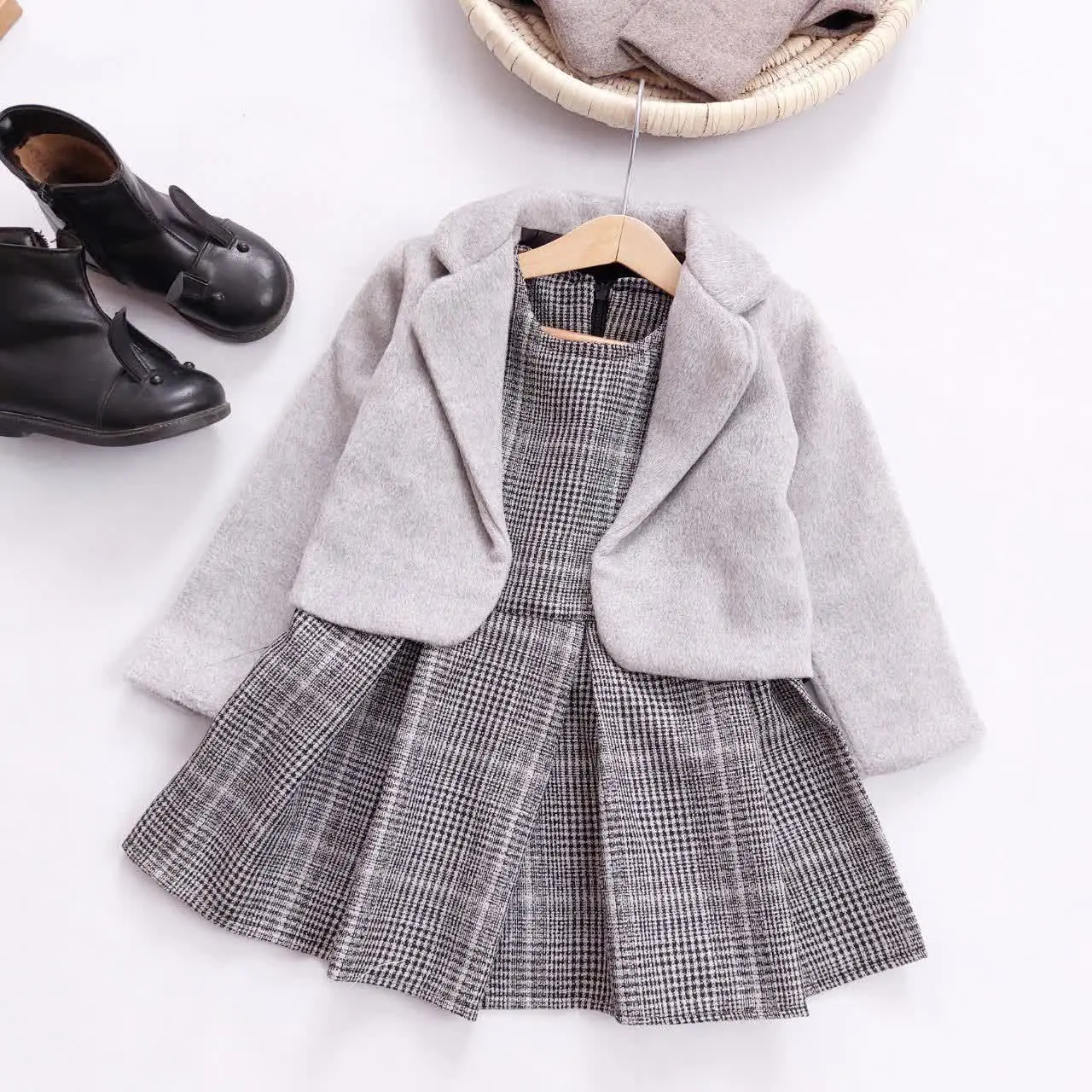 کت سارافون یقه دار
