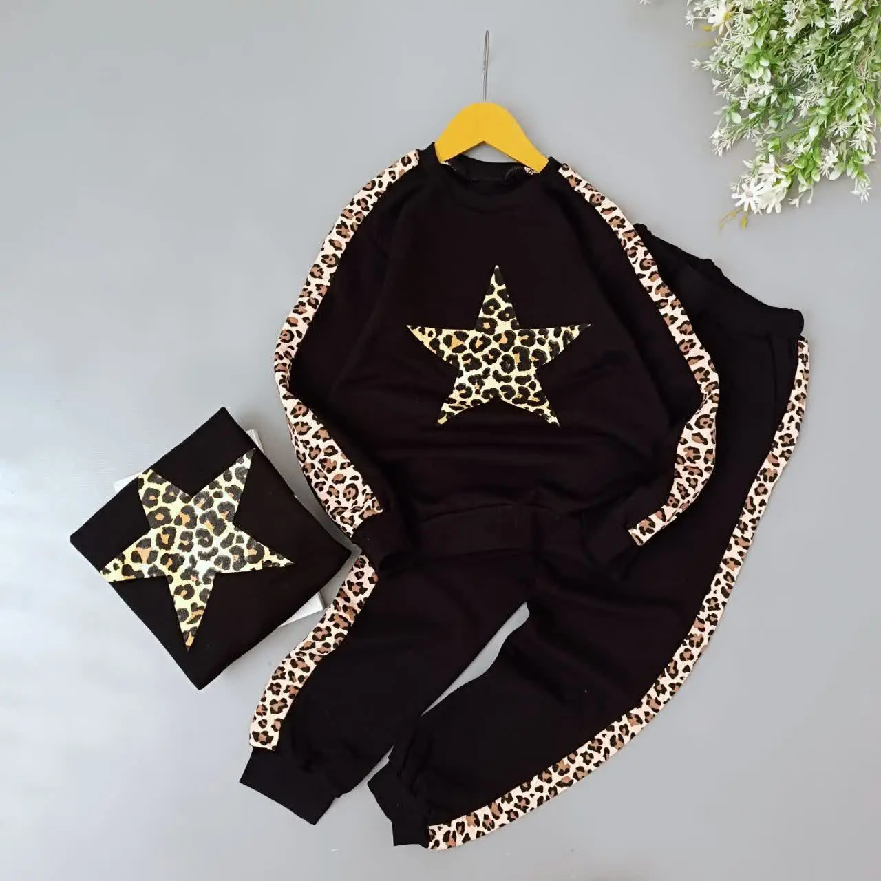 فقط سایز ۵۰