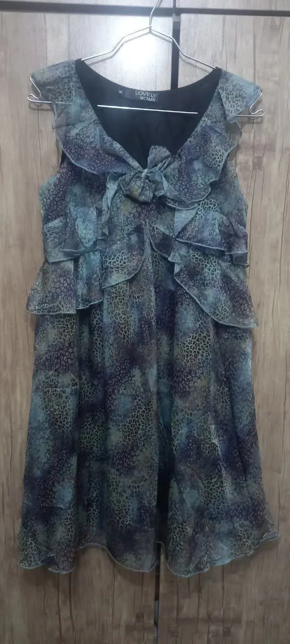 پیراهن زنانه 
