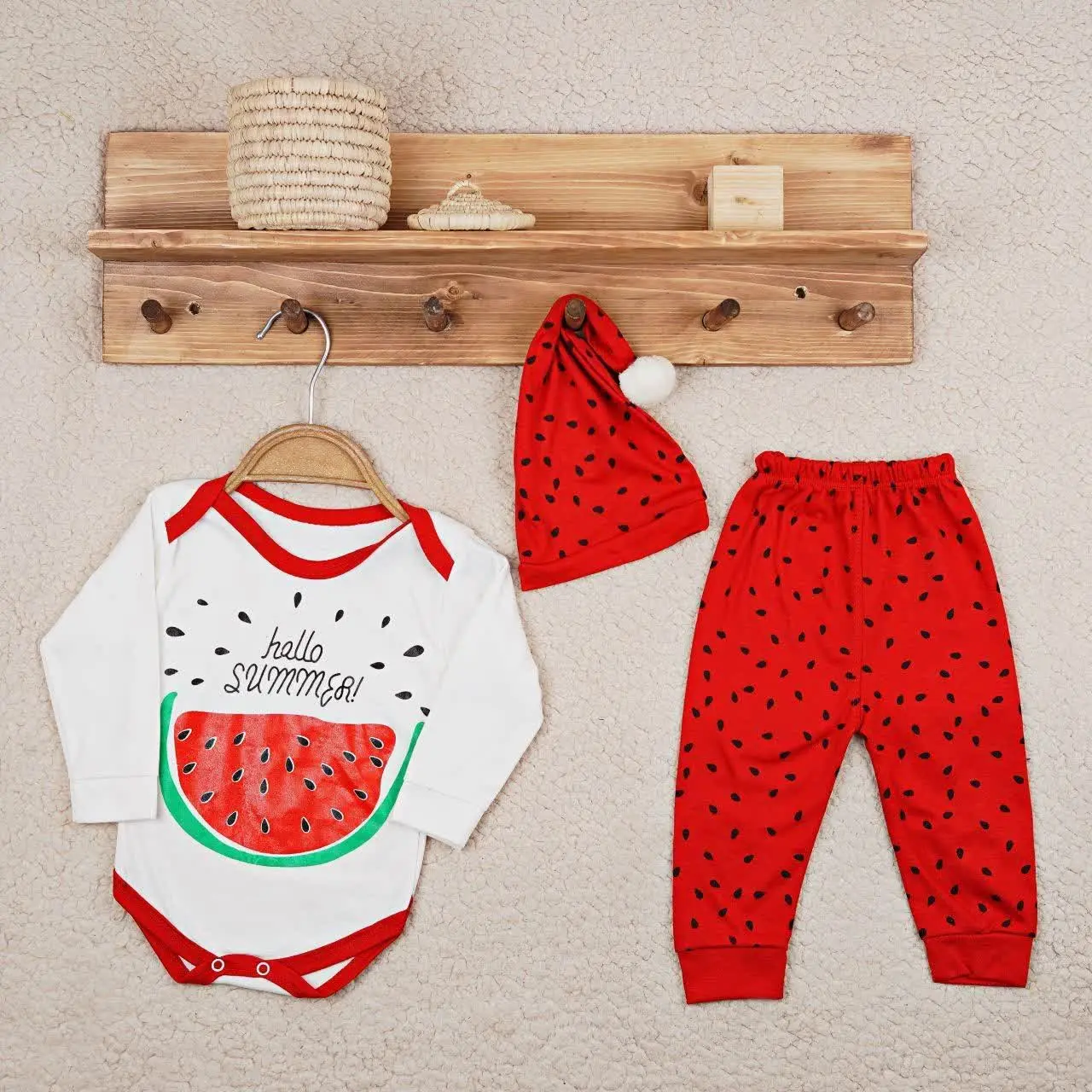 سه تیکه یلدایی😍😍
