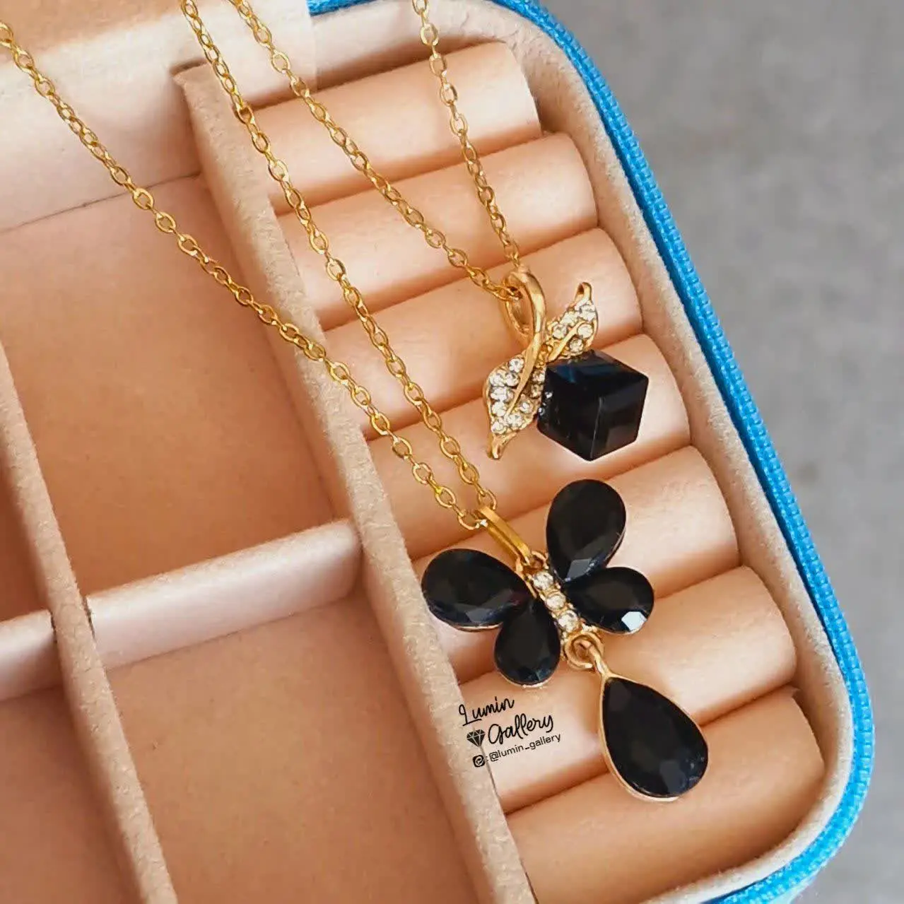 گردنبند تک موجوده🖤
