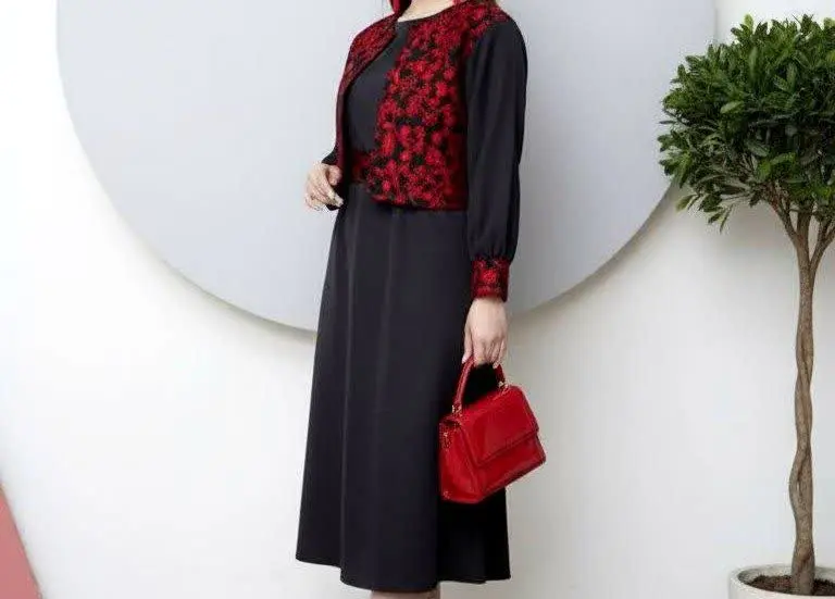 ✔️نام: سه تیکه کت و سارافون...