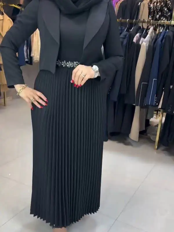 🌷نام: کت و سارافون آناهیتا 
