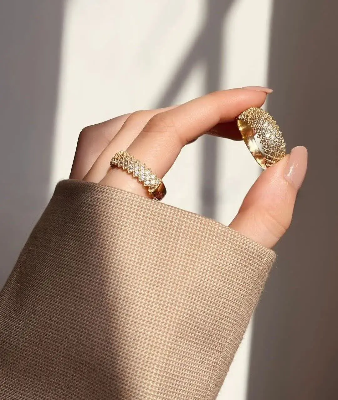 انگشتر طلا روس نگین کاری شده 🤗
