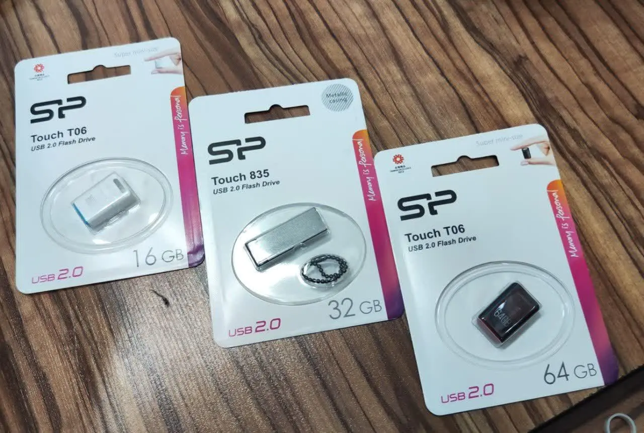 فلش ۱۶/۳۲/۶۴ گیگ رسید