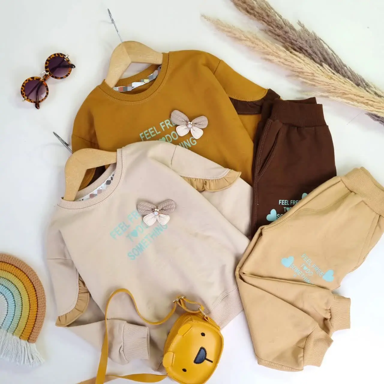 بلوز شلوار شیک پروانه گندمی 
