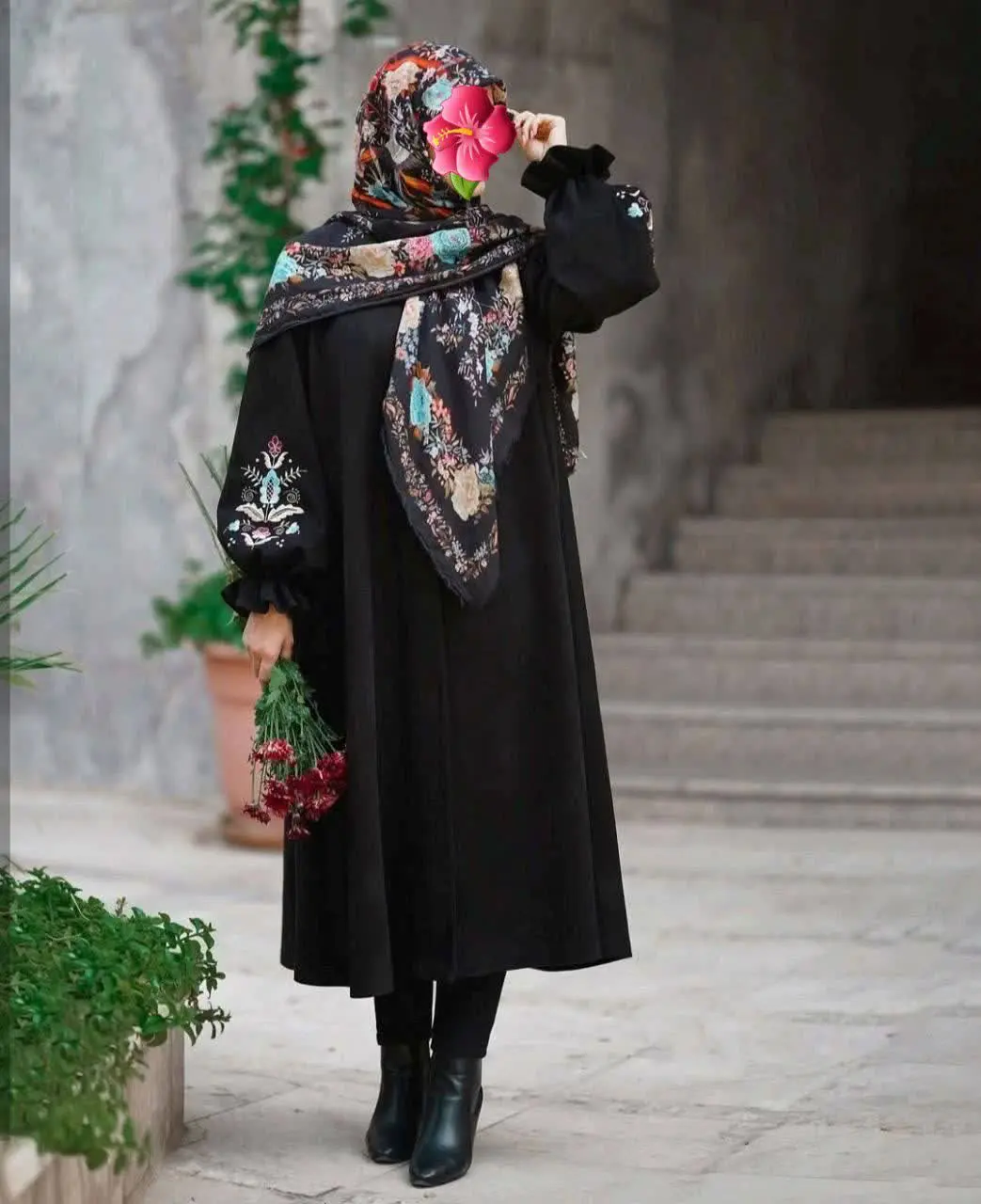 👚 نام: مانتو گلاریس