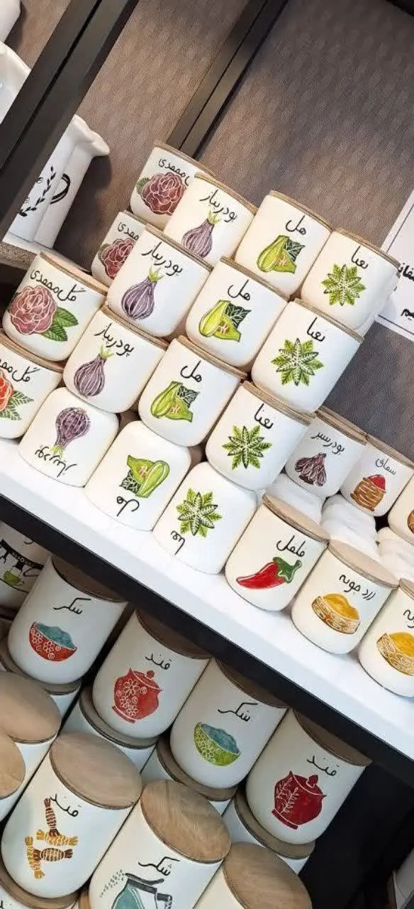 بانکه استوانه ادویه دست ساز رنگ ثابت ارتفاع ۸ قطر ۷ سانت
