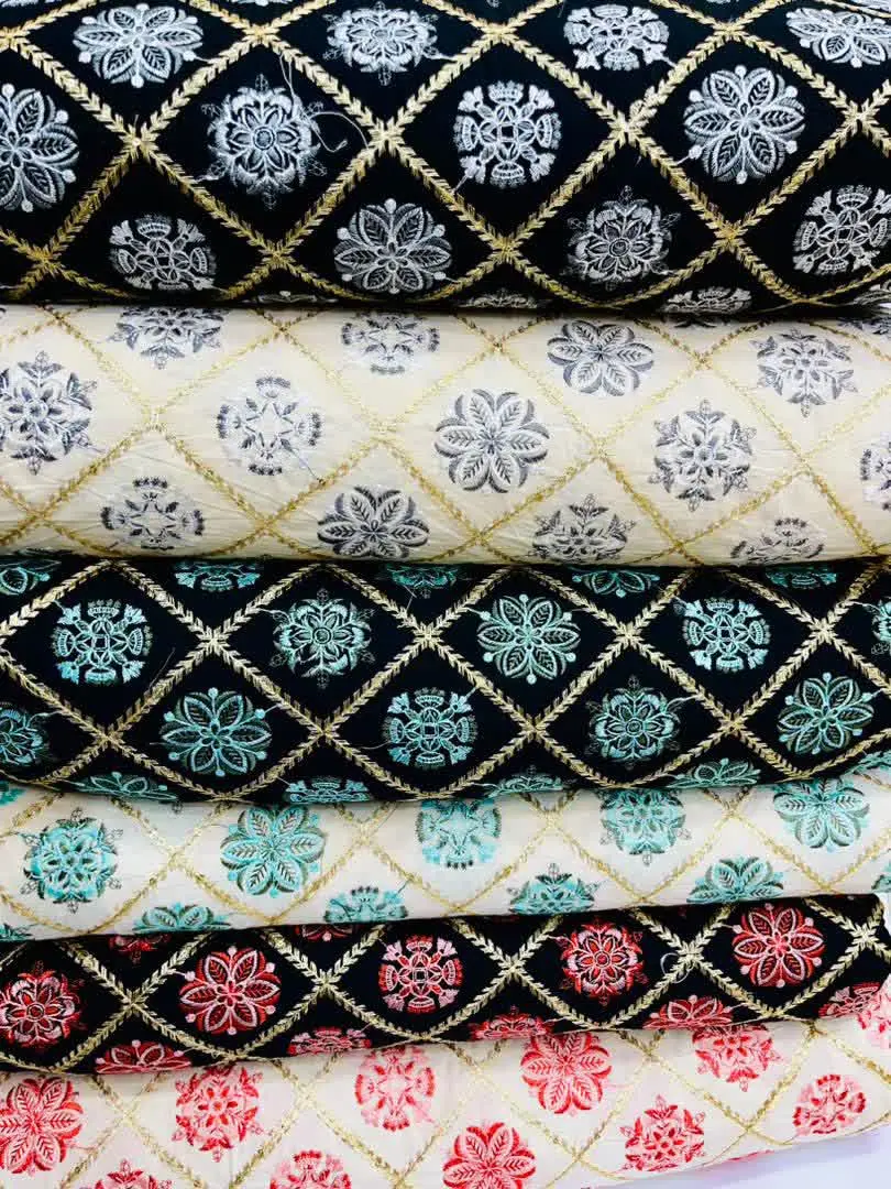 یه حراج که نه غارت به انبار بزنیم نه😂
