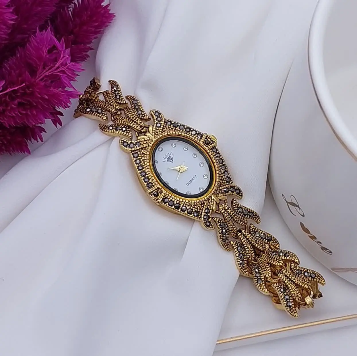 ساعت سیاه قلم جدید😍😍