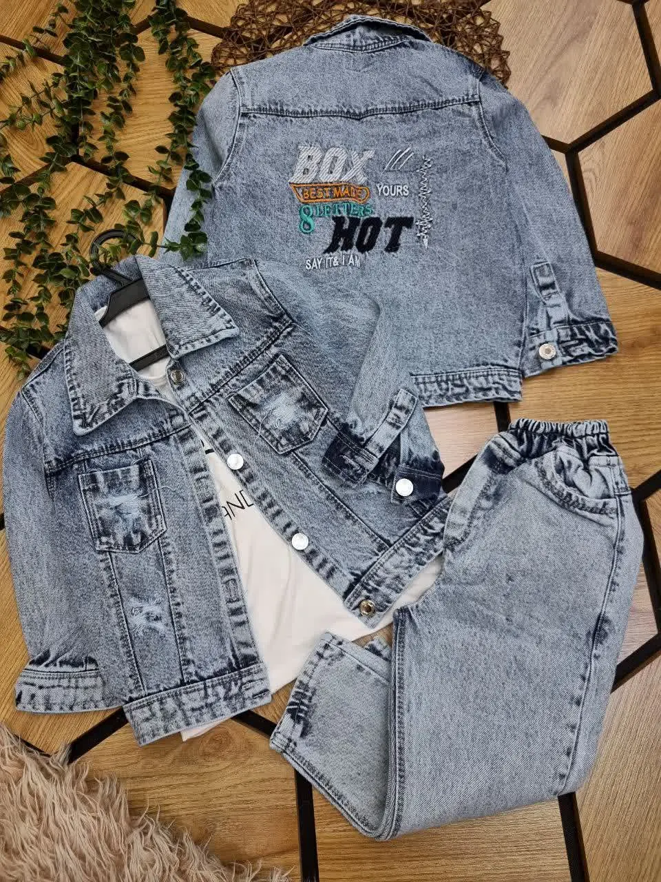 🇮🇷🧥🧶👗👚👔🎽👕👖💎
