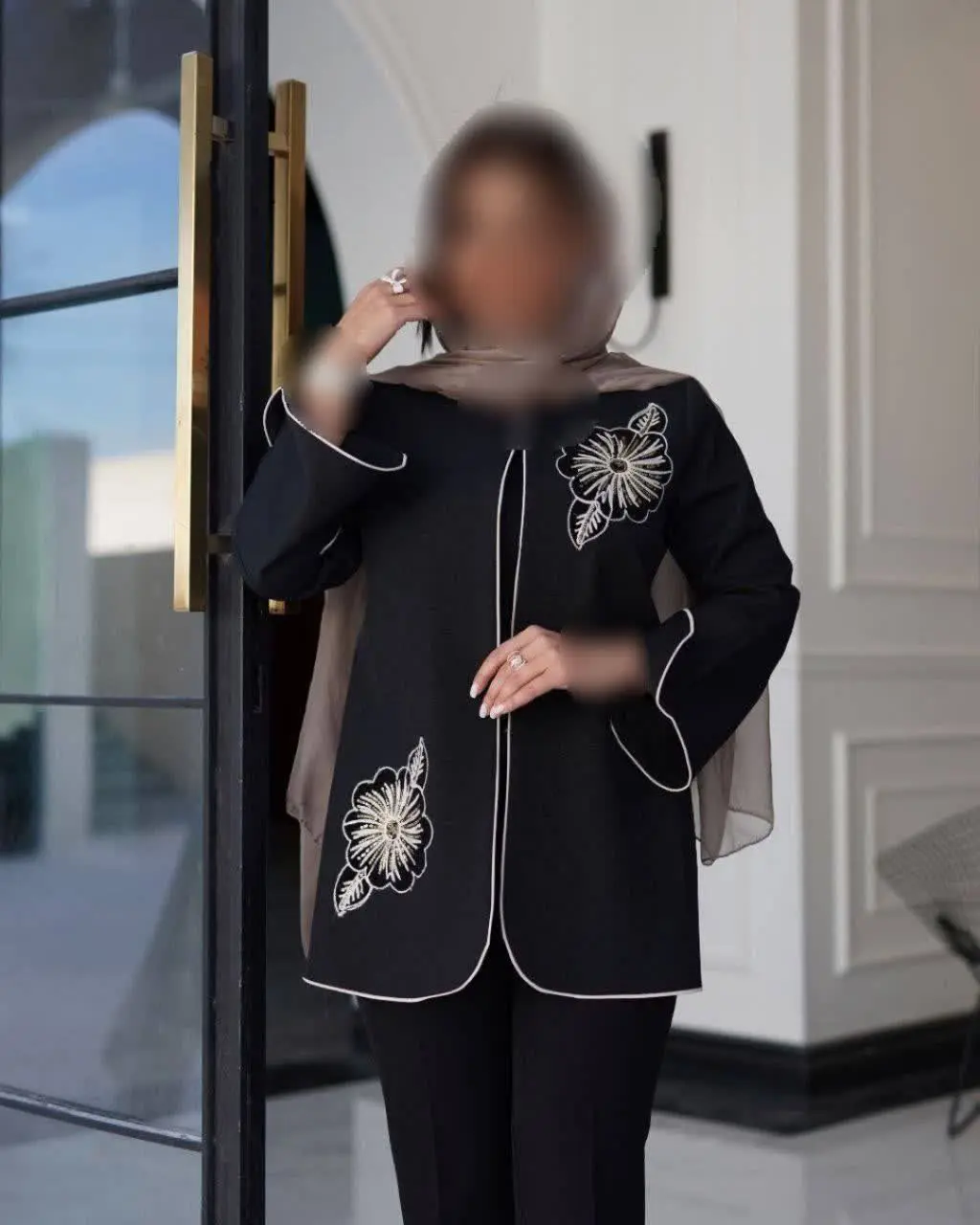 نام: کت مزونی نیکا