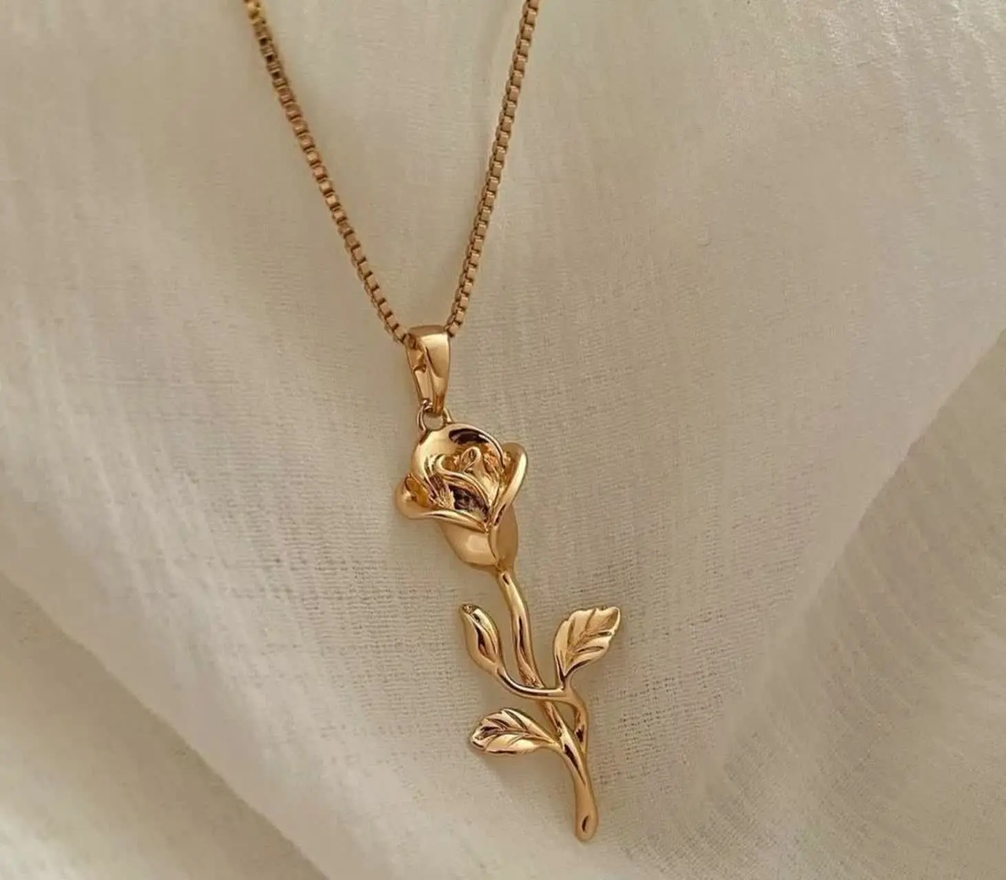 پلاک گل رز بدون زنجیر ژوپین...