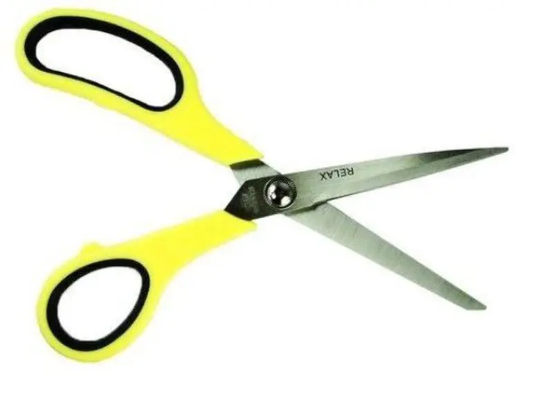 قیچی ریلکس ۷۱۵۱۵ تک سلفون
